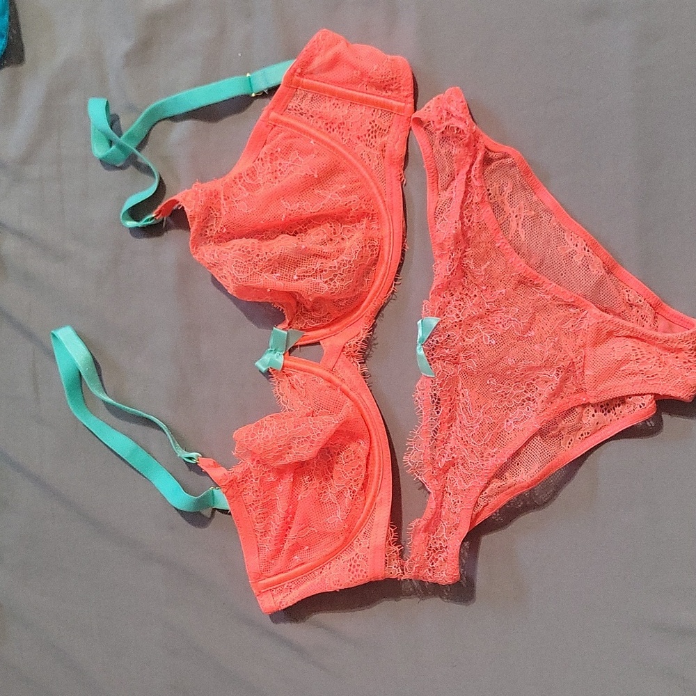 Victoria's Secret Very Sexy Set